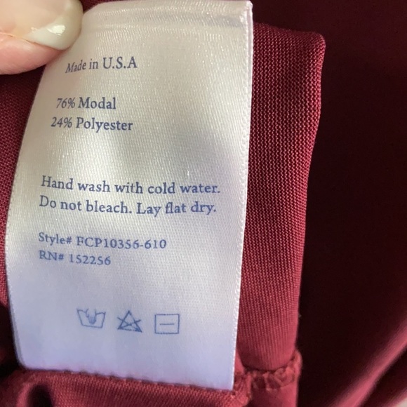 Rohb by Joyce Azria assymetrical hem top - Picture 3 of 3